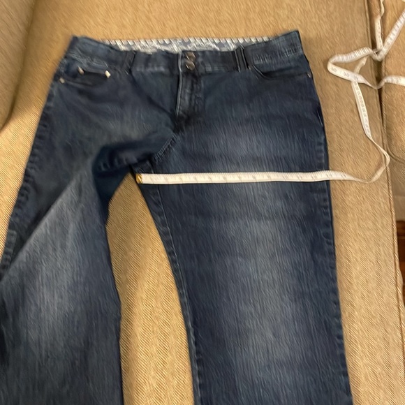Bandolino Comfort Stretch Waistband Jeans  / Size 16 / Great Condition - Picture 7 of 7